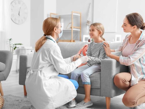 KCHH-Mom-Girl-Doctor